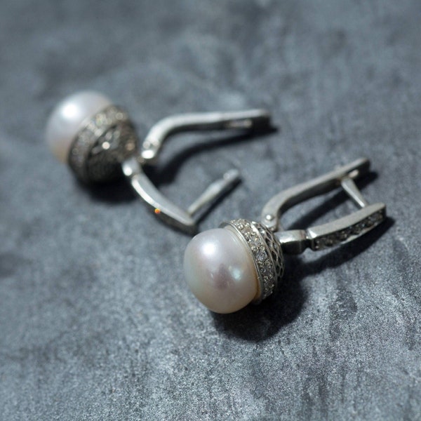 White Pearl Earrings, Natural Pearl Earrings, June Birthstone, Vintage Earrings, Vintage Style, June Earrings, Solid Silver, White Earrings