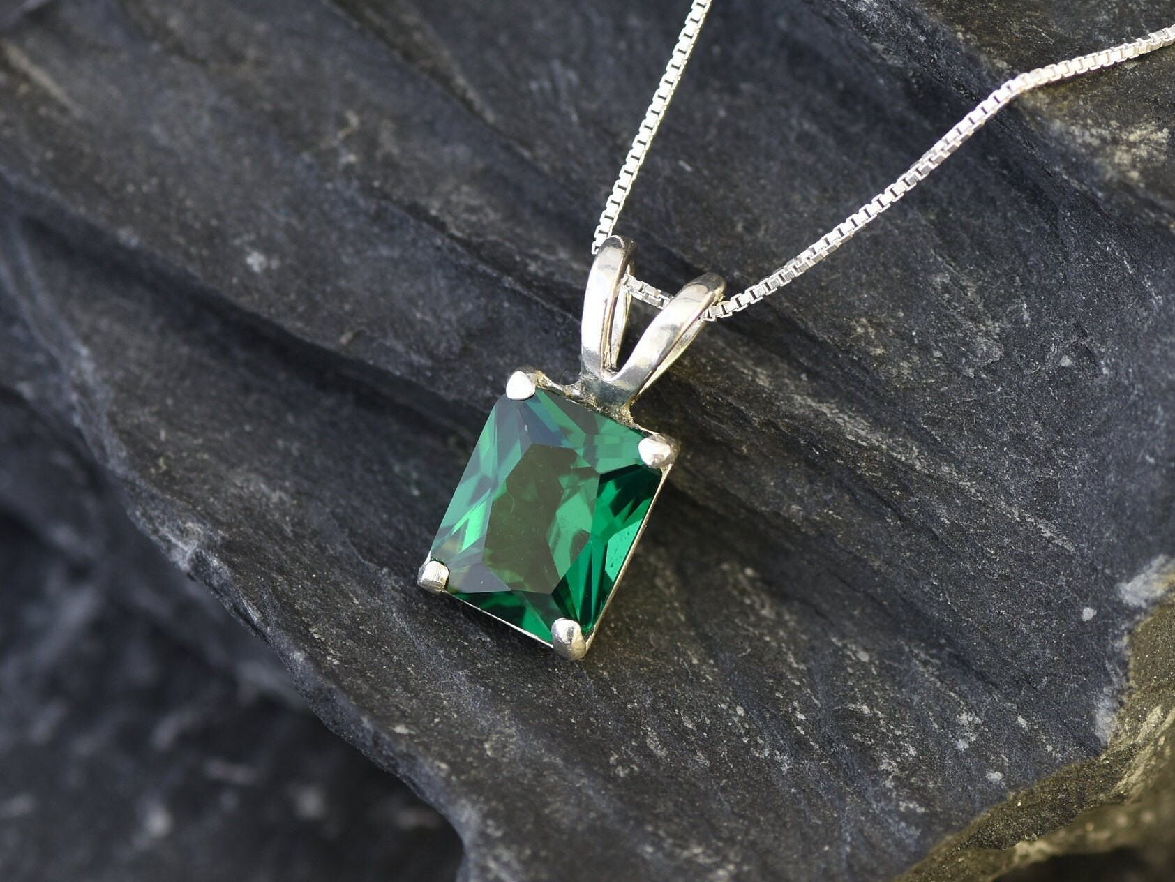 Emerald Pendant Created Emerald Green Gem Necklace Layering - Etsy UK