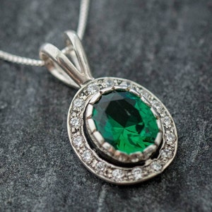 Emerald Pendant, Antique Pendant, Vintage Pendant, Antique Emerald Pendant, Silver Pendant, Sterling Silver Pendant, Green Vintage Pendant