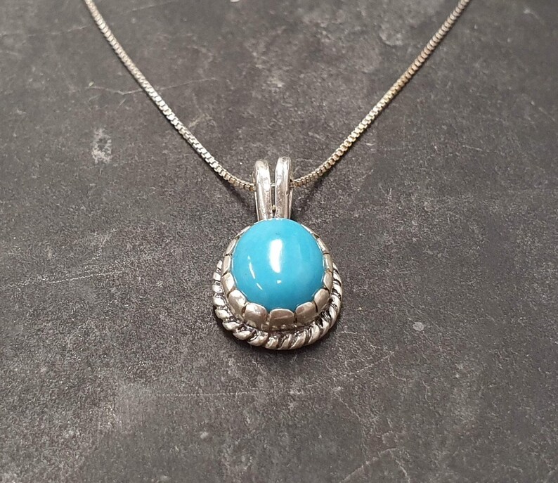 Colgante de turquesa, turquesa natural, colgante de diciembre, colgante victoriano, colgante vintage, La Bella Durmiente, colgante azul, colgante de plata imagen 12