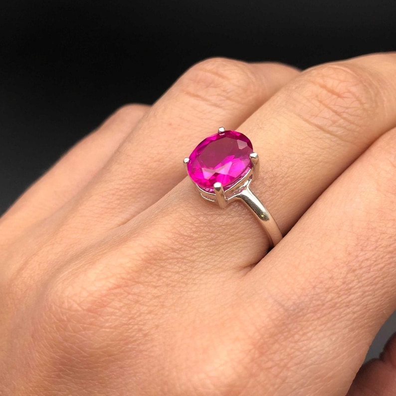 Anello con alessandrite rosa, alessandrite creata in laboratorio, anello ovale rosa, anello di proposta, anello di promessa, anello con diamante rosa, anello unico, anello in argento massiccio immagine 8
