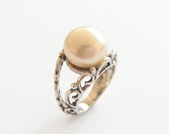 White Pearl Ring, Natural Pearl Ring, June Birthstone, Vintage Pearl Ring, Vintage Style Ring, June Ring, White Pearl, Solid Silver Ring