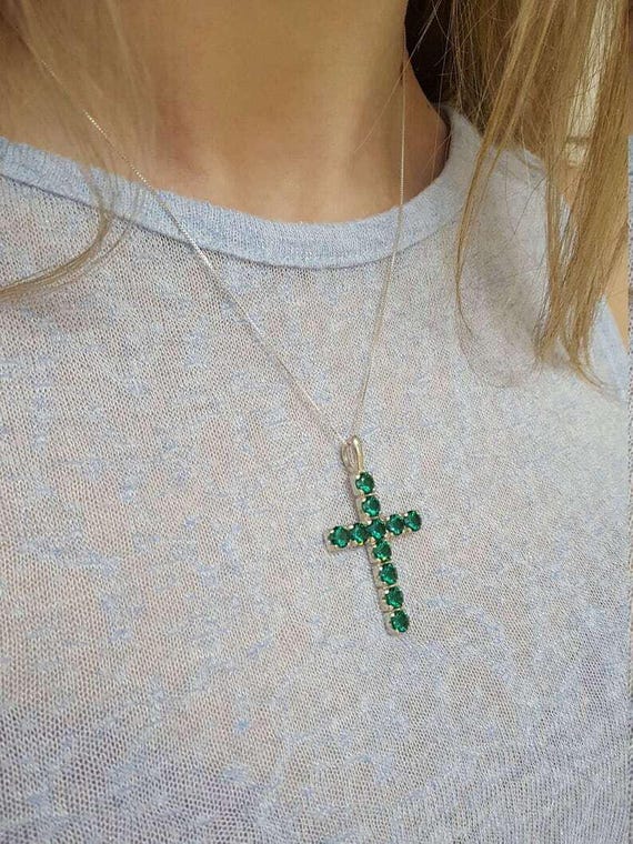 クロスペンダント、サファイアペンダント、人工サファイア、象徴的な 