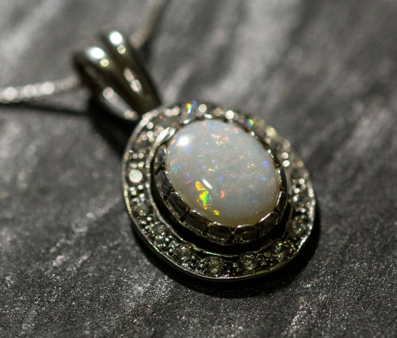 NIXIN Jewelry Rainbow in Wait Australian Opal Necklace with Sapphires and  Gold For Sale at 1stDibs