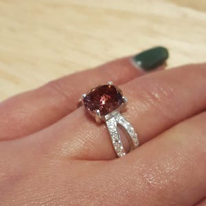 Anello con tormalina rosa, anello con tormalina, tormalina naturale, pietra portafortuna di ottobre, anelli di promessa, tormalina rosa, anello in argento massiccio, tormalina immagine 3