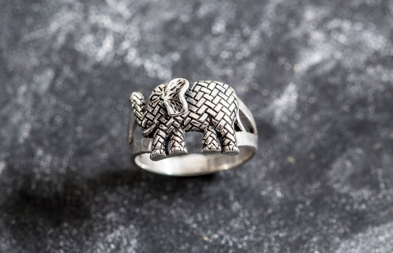 Gold Elephant Ring Holder Jewelry Tray Vintage - Etsy | Elephant ring  holder, Elephant ring, Jewelry tray