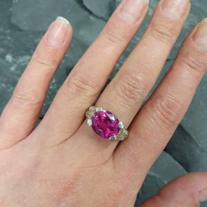 Pink Engagement Ring, Alexandrite Ring, June Birthstone Ring, Split Shank Ring, Pink Oval Ring, Pink Vintage Ring, Oval Alexandrite Ring