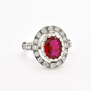 Anillo de rubí vintage, anillo de rubí creado, anillo de halo ovalado, anillo de rubí de plata esterlina, anillo de rubí rojo, regalo para mamá, anillo de plata, piedra Adina imagen 3