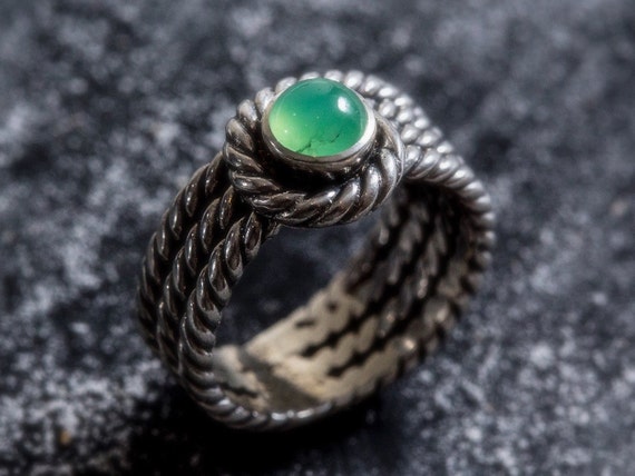 Dainty Chrysoprase Ring, Silver Rope Band, Natural ...