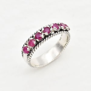 Anneau de rubis, rubis naturel, anneau vintage, demi-anneau d&#39;éternité, bague de rubis, bagues vintage, pierre de naissance de juillet, demi-anneau d&#39;éternité, bague en argent massif