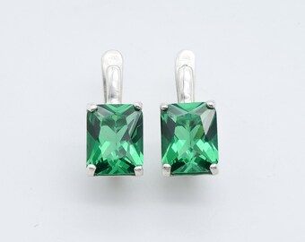 Pendientes de esmeralda, esmeralda sintética, pendientes radiantes, pendientes cuadrados verdes, pendientes de 6 quilates, pendientes antiguos, pendientes vintage, plata maciza