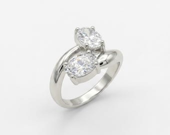 Anello con diamante, diamante creato, anello a due pietre, anello vintage bianco, anello asimmetrico, anello con diamante trasparente, anelli vintage, anello in argento massiccio