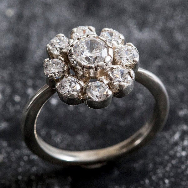 Vintage Engagement Ring, Vintage Flower, Vintage Diamond Ring, CZ Diamonds, 2 Carats Diamonds, Antique Ring, Solid Silver Ring, Pure Silver