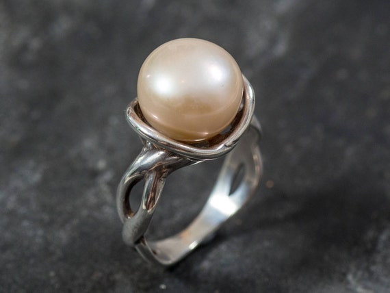 Golden (Base) 14 K Real Diamond South Sea Pearl Ring at Rs 88400/piece in  Jaipur