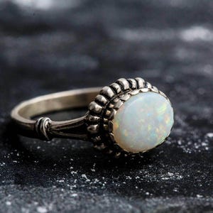 Opal Ring, Natural Opal, Vintage Rings, Australian Opal, Fire Opal Ring, October Birthstone, October Ring, Genuine Opal, Solid Silver, Opal