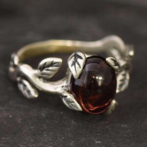Garnet Ring, Natural Garnet, January Birthstone, Flower Ring, Vintage Ring, Red Ring, Dainty Ring, Silver Ring, 925 Solid Silver, Garnet image 3