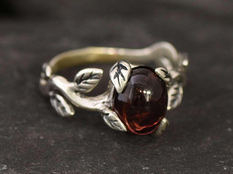 Garnet Ring, Natural Garnet, January Birthstone, Flower Ring, Vintage Ring, Red Ring, Dainty Ring, Silver Ring, 925 Solid Silver, Garnet image 3