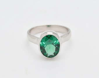 Emerald Ring, Created Emerald, Promise Ring, Green Ring, Green Vintage Ring, Solitaire Ring, Emerald Promise Ring, Solid Silver Ring