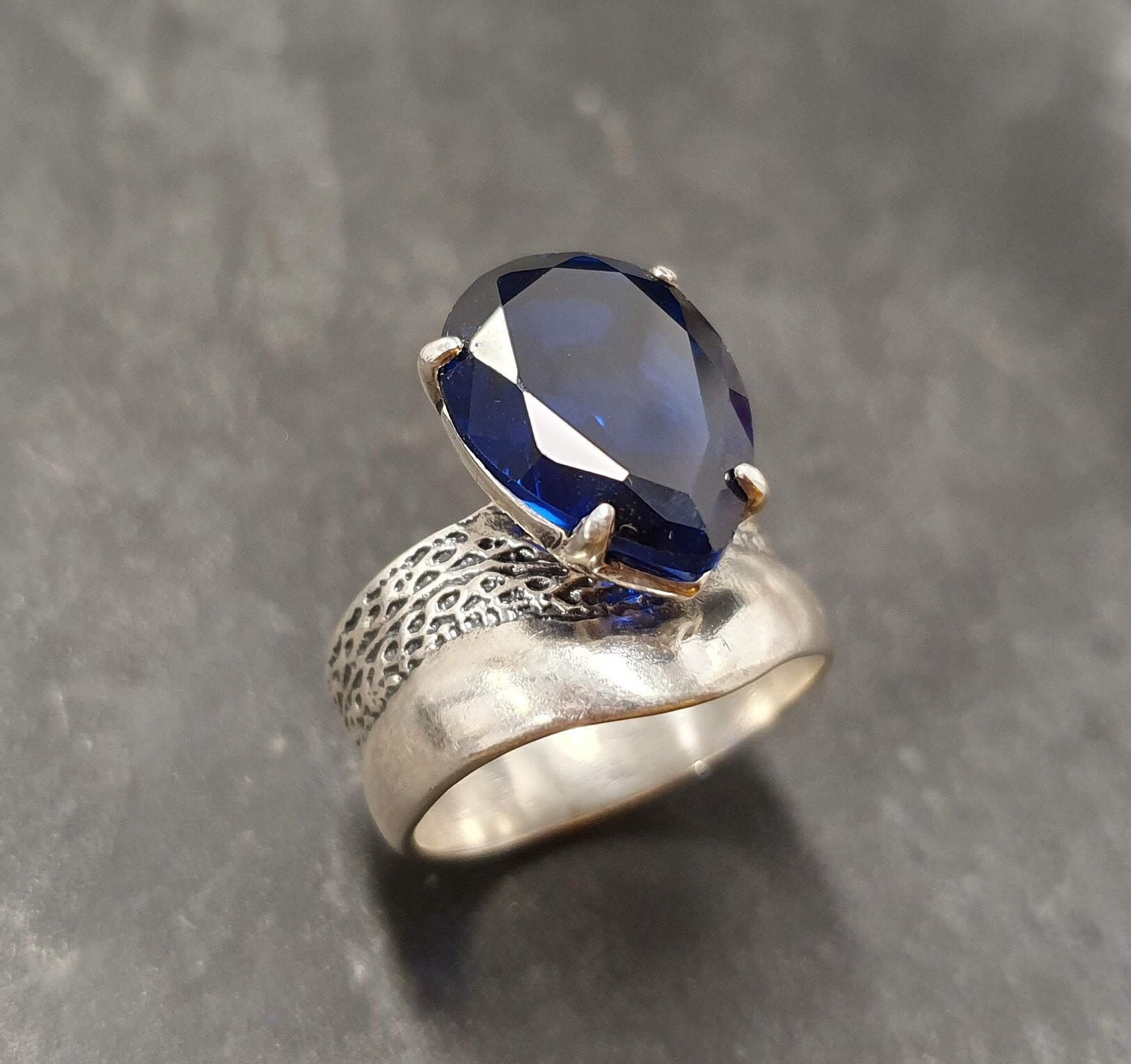 Sapphire & Sterling Silver Water Teardrop X-Ring