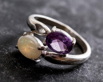 Unique Opal Ring, Natural Opal Ring, Amethyst Ring, Vintage Rings, October Birthstone, February Birthstone, Silver Ring, Amethyst, Opal