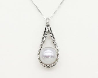 Pearl Pendant, Natural Pearl, White Pearl Pendant, Large Pearl Pendant, Vintage Pendant, June Birthstone, June Pendant, White Pearl