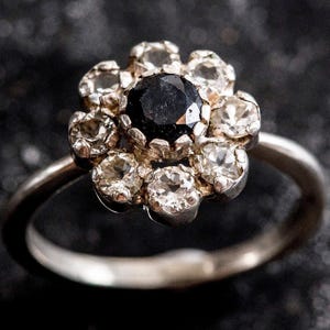 Flower Ring, Natural Sapphire Ring, Vintage Ring, September Birthstone, Natural Topaz Ring, Diamond Ring, Birthstone Ring, Solid Silver Ring