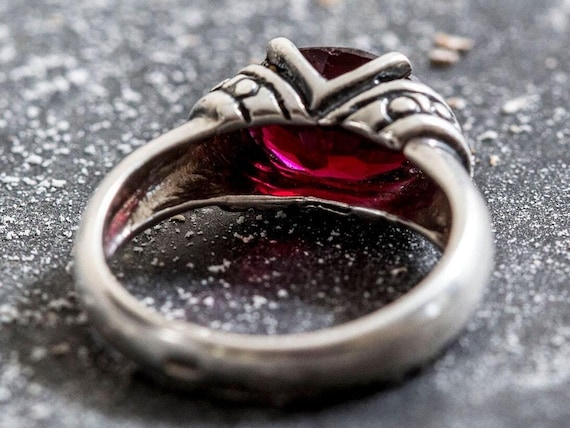 Anello ovale in granato rosso, gioiello per anniversario in argento sterling - Italia