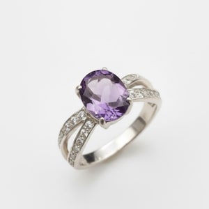 Antique Amethyst Ring, Natural Amethyst, Engagement Ring, Promise Ring, Vintage Ring, February Birthstone, Purple Ring, Sterling Silver Ring