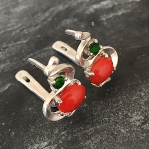 Orecchini di corallo rosso, corallo naturale, orecchini di smeraldo, pietra portafortuna di marzo, pietra portafortuna di maggio, corallo autentico, orecchini unici, argento massiccio, corallo immagine 8