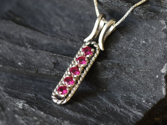 Collana di shop rubini rossi