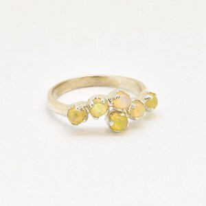 Anillo de ópalo de fuego, ópalo natural, banda de ópalo, ópalo etíope, ópalo auténtico, banda de ópalo vintage, piedra de nacimiento de octubre, anillo de plata maciza, ópalo de fuego imagen 8