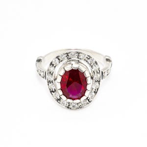 Anillo de rubí vintage, anillo de rubí creado, anillo de halo ovalado, anillo de rubí de plata esterlina, anillo de rubí rojo, regalo para mamá, anillo de plata, piedra Adina imagen 9