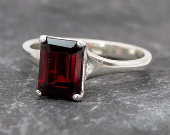 Garnet Ring, January Birthstone, Natural Garnet Rectangle Ring, Silver Ring, Solitaire Engagement Ring, Red Solitaire Ring, Engagement Ring