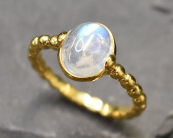 Gold Moonstone Ring, Moonstone Ring, Natural Moonstone, June Birthstone, Solitaire Ring, Vintage Ring, Gold Solitaire Ring, 925 Silver Ring