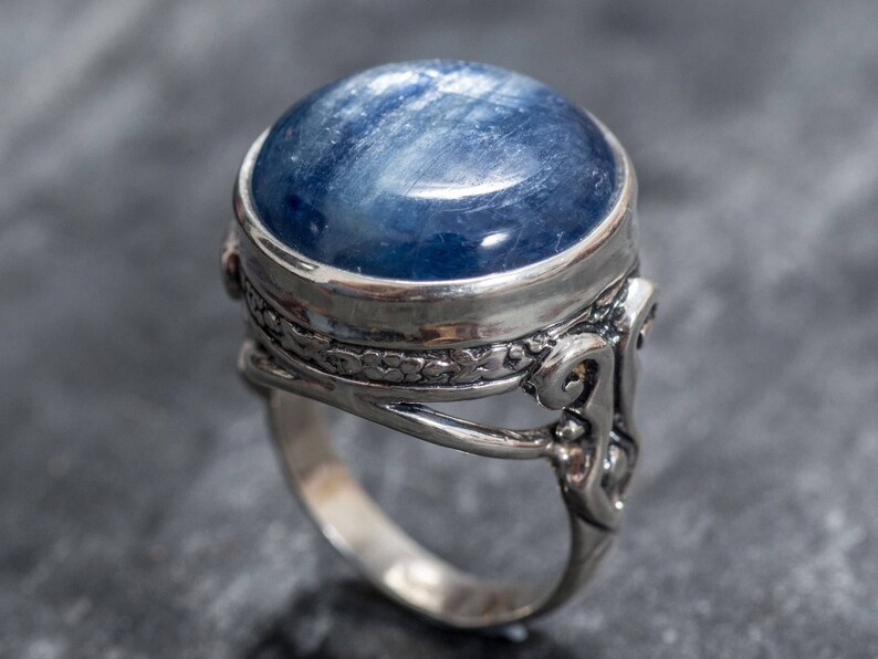 Kyanite Ring, Blue Kyanite, Natural Kyanite, Blue Kyanite Ring, Large Stone Ring, African Kyanite, Vintage Ring, Solid Silver Ring, Kyanite image 2