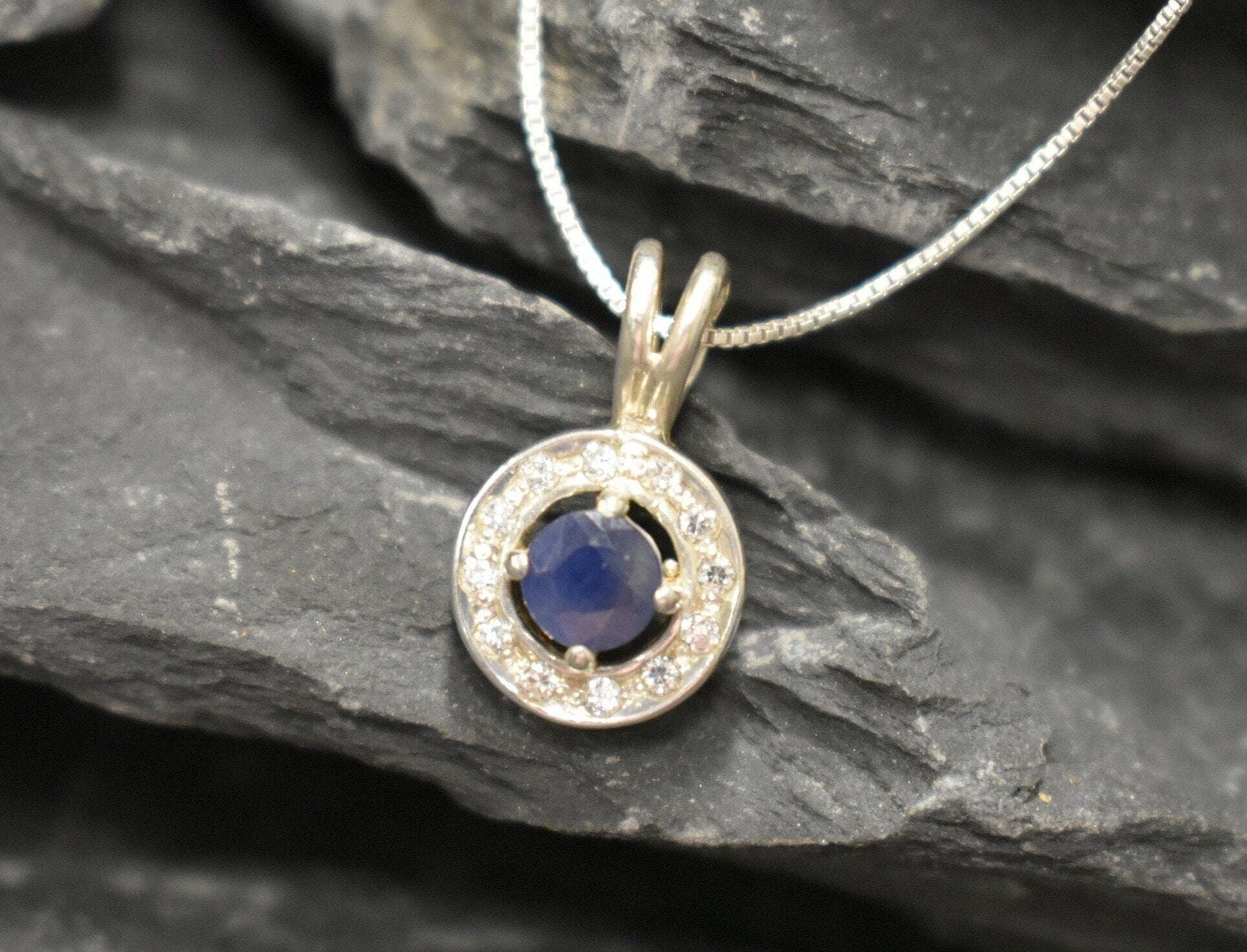 Sapphire Pendant, Round Sapphire Pendant, Natural Sapphire, September Birthstone, September Gift, Minimal Pendant, Elegant Pendant, Silver