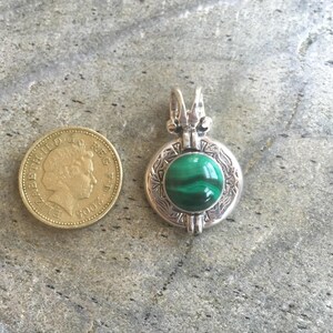 Malachite Pendant, Egyptian Pendant, Ancient Egypt Pendant, Vintage Pendant, Green Pendant, Natural Stone, Healing Stones, Healing Pendant image 8