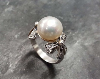 White Pearl Ring, Natural Pearl, Ribbon Ring, June Birthstone, Bow Ring, Vintage Ring, White Ring, Vintage Pearl Ring, Solid Silver Ring