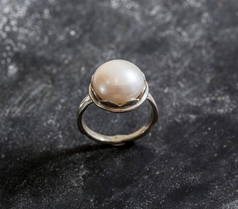 Vintage Pearl Ring, Real Pearl Ring, White Pearl Ring, June Birthstone Ring, Pearl Statement Ring, Pearl Solitaire Ring, Adina Stone image 3