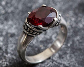 Garnet Ring, Natural Garnet, Vintage Rings, Red Ring, Antique Red Ring, Vintage Silver Ring, 3 Carats, Silver Ring, Statement Ring, Garnet