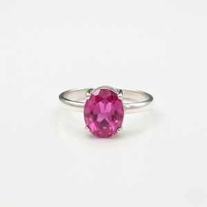 Anello con alessandrite rosa, alessandrite creata in laboratorio, anello ovale rosa, anello di proposta, anello di promessa, anello con diamante rosa, anello unico, anello in argento massiccio immagine 7
