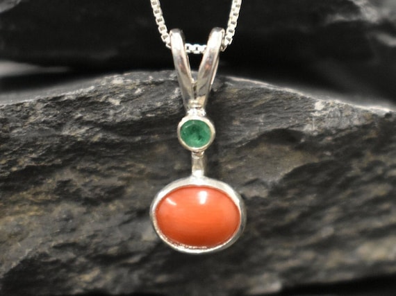 Red Coral Pendant, Natural Red Coral, March Birthstone, Dainty Red Pendant, Vintage Pendant, Coral Pendant, Oval Pendant, 925 Silver Pendant