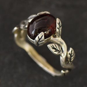 Garnet Ring, Natural Garnet, January Birthstone, Flower Ring, Vintage Ring, Red Ring, Dainty Ring, Silver Ring, 925 Solid Silver, Garnet image 7