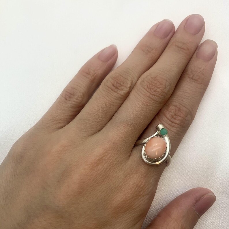 Pink Coral, Coral Ring, Natural Coral, Emerald Ring, Natural Emerald, Natural Stone, Vintage Coral Ring, Solid Silver Ring, Vintage Rings image 7