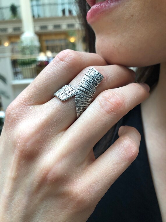 Bague artisanale en argent bague en argent unique bague massive