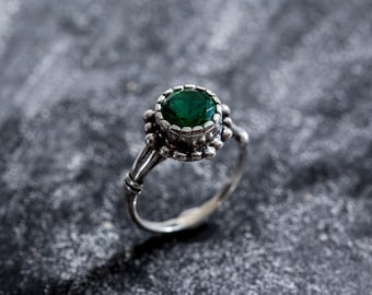 Emerald Ring, Antique Ring, Vintage Ring, Solid Silver Ring, Pure Silver, Created Emerald, Antique Emerald Ring, Antique Rings, Green Ring