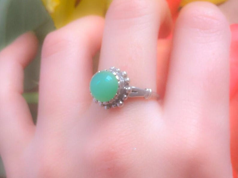 Chrysoprase Ring, Natural Chrysoprase, Vintage Ring, Green Stone Ring, Spring Ring, Solitaire Ring, 925 Solid Silver Ring, Real Chrysoprase image 8