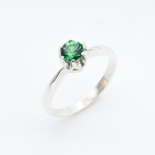 Smaragdring, Smaragd verlovingsring, Synthetische smaragd, Verlovingsring, Vintage ringen, Fijne smaragdring, Zilveren verlovingsring, Massief zilver