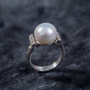 White Pearl Ring, Genuine White Pearl, June Birthstone, Vintage Pearl Ring, Pearl Silver Ring, Statement Pearl Ring, For Her, Adina Stone