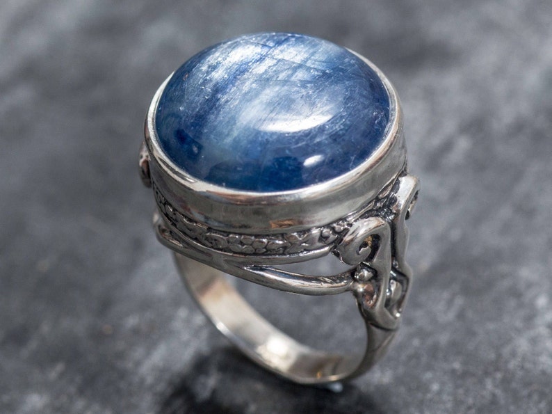 Kyanite Ring, Blue Kyanite, Natural Kyanite, Blue Kyanite Ring, Large Stone Ring, African Kyanite, Vintage Ring, Solid Silver Ring, Kyanite image 6